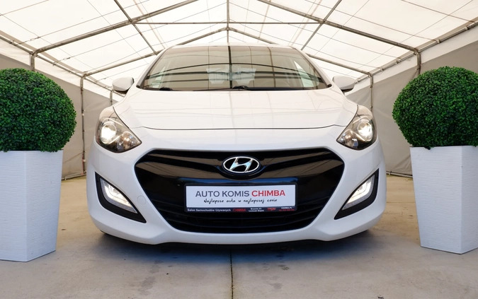 Hyundai I30 cena 37000 przebieg: 92000, rok produkcji 2012 z Stopnica małe 211